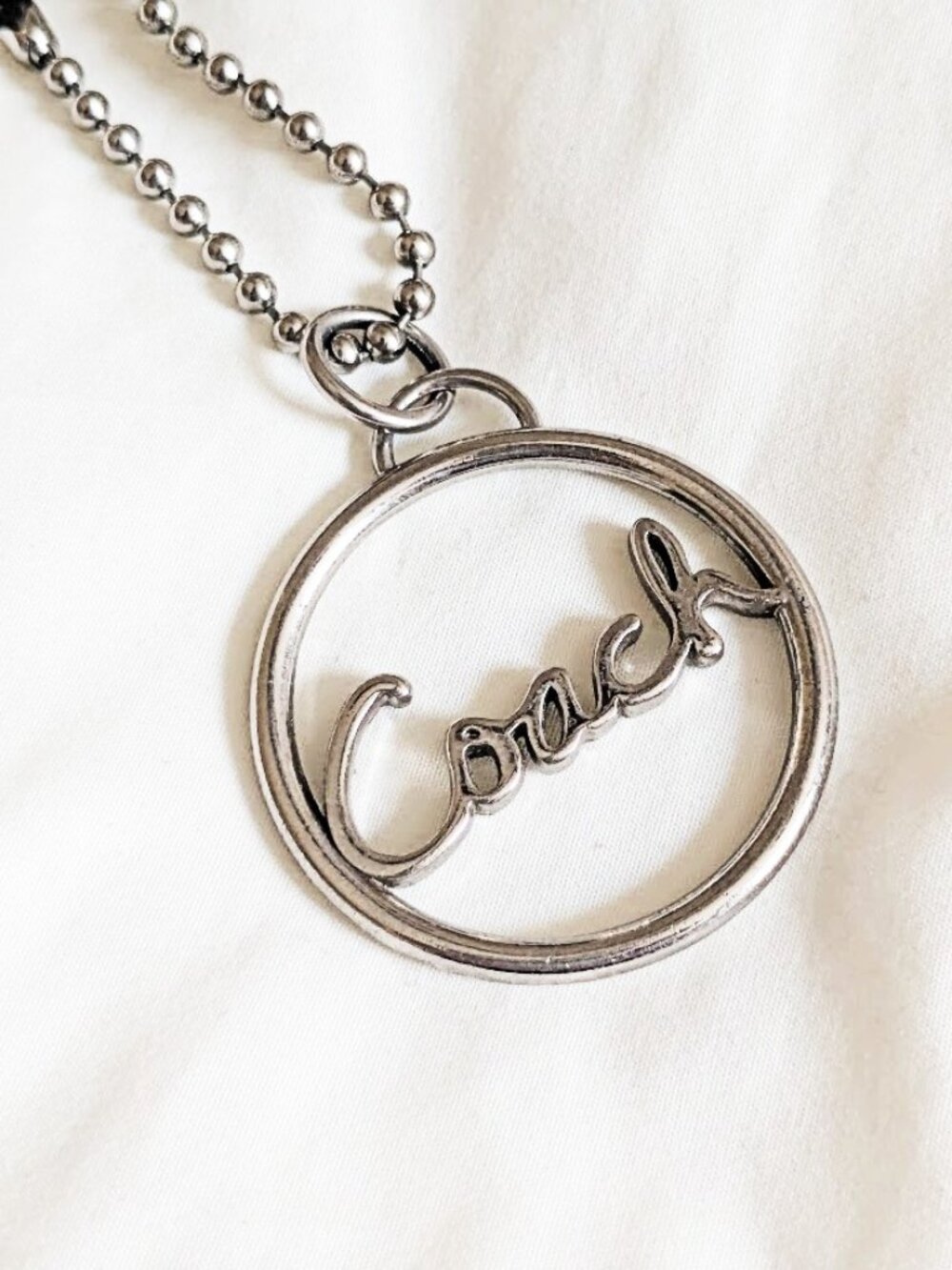 Coach Hang Tag 1.25" Script Round Charm Silver Plated Nickel Ball Key Chain Y2K